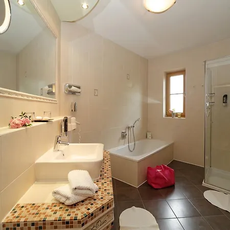 Wellness- & Wohlfuhlhotel St. Gunther 4* Rinchnach