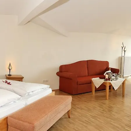 Wellness- & Wohlfuhlhotel St. Gunther