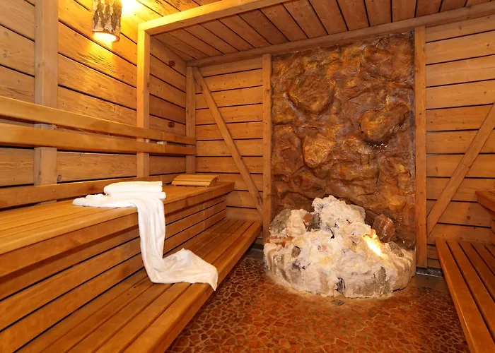 Wellness- & Wohlfuhlhotel St. Gunther 4* Rinchnach